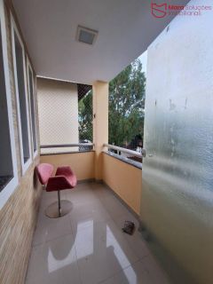 Casa duplex mobiliada em Buraquinho (Foz do Joanes)