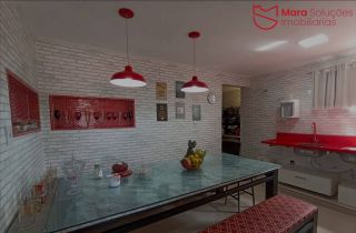 Casa Para Alugar com 3/4, sendo 2 suítes no Centro