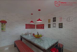 Casa Para Alugar com 3/4, sendo 2 suítes no Centro