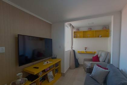 Casa de Cond. Para Vender com 3/4, 2 suítes no Centro.