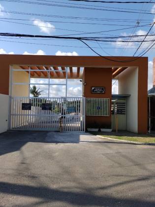 Apartamento á venda no CONDOMÍNIO JARDIM TROPICAL
