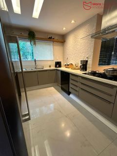 CASA TRIPLEX ALTÍSSIMO PADRÃO À VENDA – VILLAS DO BOSQUE | LAURO DE FREITAS.