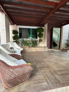 CASA TRIPLEX ALTÍSSIMO PADRÃO À VENDA – VILLAS DO BOSQUE | LAURO DE FREITAS.