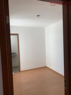 Apartamento á Venda com 2/4, sendo 1 suíte no Condomínio solar do porto.