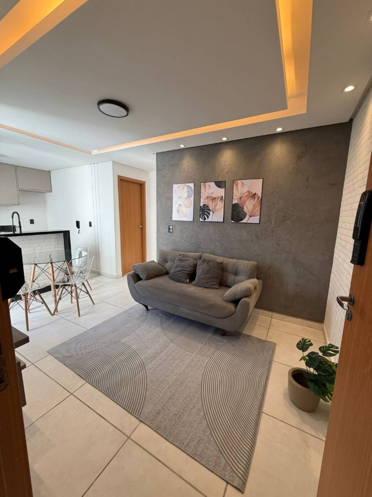 Apartamento decorado - 2/4 - Costa das baleias - solar da Costa - Abrantes.