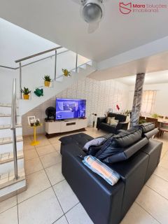 Casa Duplex com Entrada Individual em Condomínio – Ipitanga