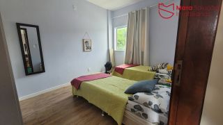 Apartamento á Venda com 2/4, sendo 1 suíte em Stella Maris.