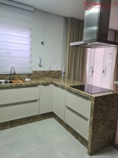 ? Casa Solta Espetacular à Venda em Condomínio Fechado – Pitangueiras, Lauro de Freitas ✨ 4 Suítes | Piscina Privativa | Energia Solar | R$ 890.000,00