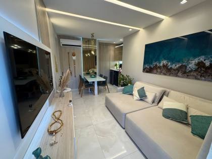 Apartamento garden de 3 quartos em Buraquinho Residencial Jardins de Versailles.