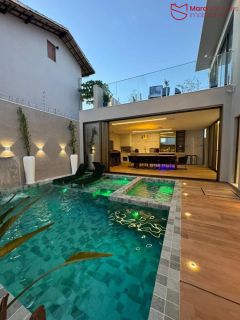 Casa dos Sonhos à Venda na Priscila Dutra — PORTEIRA FECHADA