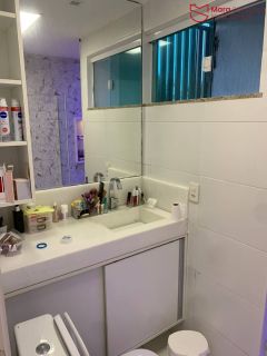 Apartamento à Venda – Condomínio Exclusivo no Foz do Joanes ¾ sendo 1 suíte.