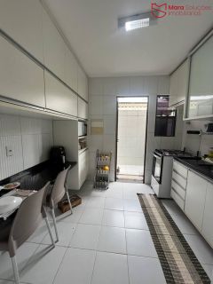 Casa térrea no condomínio Maanaim - Abrantes 3/4 sendo uma suíte com ENERGIA SOLAR.