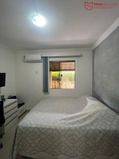 Casa térrea no condomínio Maanaim - Abrantes 3/4 sendo uma suíte com ENERGIA SOLAR.
