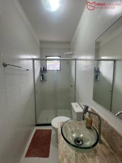 Casa térrea no condomínio Maanaim - Abrantes 3/4 sendo uma suíte com ENERGIA SOLAR.