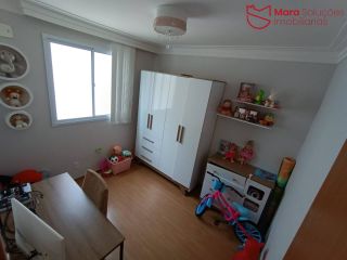Apartamento á Venda com 2 quartos no cond. solar das flores.