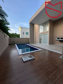 Casa à Venda em Alphaville Litoral Norte 1 – R$ 1.850.000.