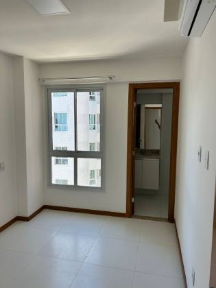 APT 03 Suítes com armários e ar condicionados novos, nascente total.