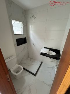 Casa Térrea Moderna á Venda com 3/4, sendo 1 suíte no Centro de Lauro De Freitas.