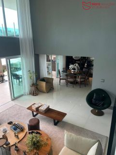 Casa no Alphaville Salvador 2 Para Alugar com 4/4, sendo 3 suítes.