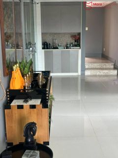 Casa no Alphaville Salvador 2 Para Alugar com 4/4, sendo 3 suítes.