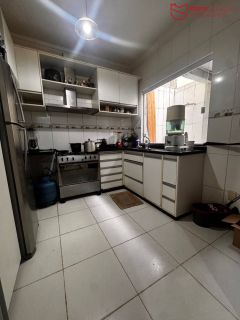 Casa 3/4 individual próximo ao parque shopping em Lauro de Freitas.