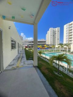 Apartamento encantador com garden privativo em Buraquinho.