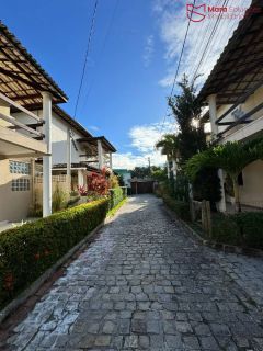 Casa à Venda no Condomínio Portão do Sol – Praia de Buraquinho.
