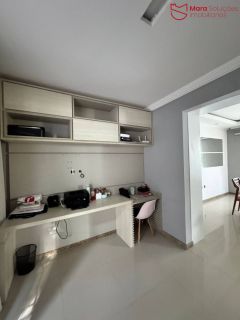 Casa à Venda no Condomínio Portão do Sol – Praia de Buraquinho.