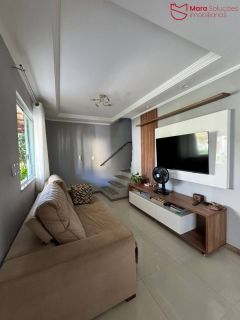 Casa à Venda no Condomínio Portão do Sol – Praia de Buraquinho.