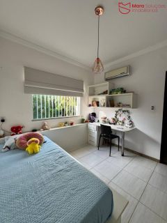 Casa à Venda no Condomínio Portão do Sol – Praia de Buraquinho.