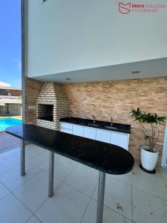 Casa Para Alugar com 4 suítes no  Condomínio Busca Ville.