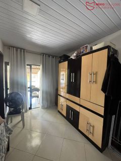 Casa individual à venda no centro de Lauro de Freitas – R$ 360.000,00.