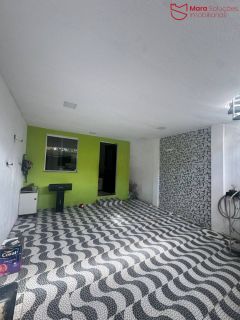 Casa individual à venda no centro de Lauro de Freitas – R$ 360.000,00.