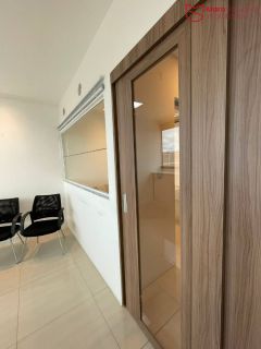 Sala comercial no Hangar business.