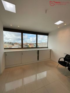 Sala comercial no Hangar business.