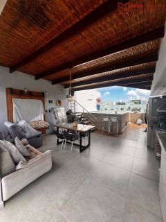 Linda Cobertura Duplex com Piscina e Área Gourmet em Buraquinho.