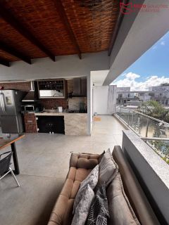 Linda Cobertura Duplex com Piscina e Área Gourmet em Buraquinho.