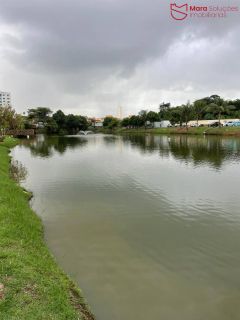 Lindo Apartamento de 2/4, sendo 1 Suíte em Condomínio Completo!