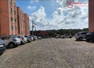 Apartamento á Venda com 2/4, no cond. Jardim Ipitanga Life.