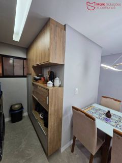 Apartamento no Imbui vista mar com projetados!