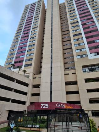 Apartamento no Imbui vista mar com projetados!