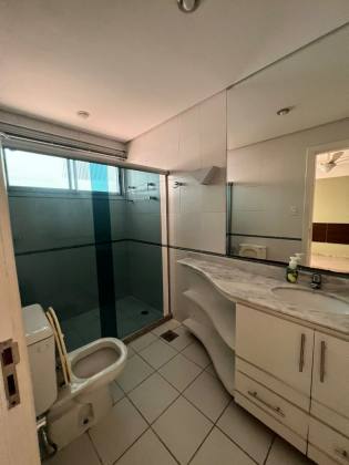 Casa alto padrão cond. Horto Vilas – 4 suítes.
