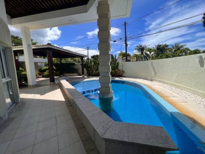 Casa alto padrão cond. Horto Vilas – 4 suítes.