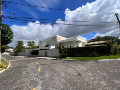 Casa alto padrão cond. Horto Vilas – 4 suítes.