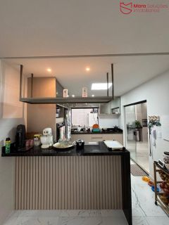 Casa Duplex à Venda – Condomínio Portão do Sol | Buraquinho –  R$ 790.000