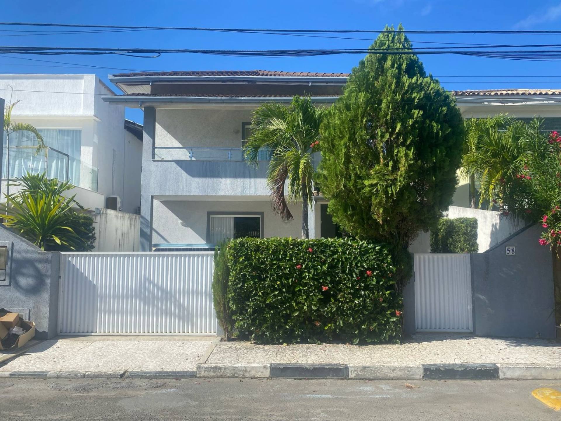 VENDO CASA – CONDOMÍNIO UNIVILLAS, Oportunidade Imperdível!