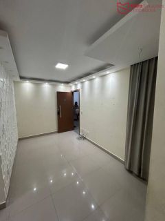 Apartamento á Venda com 2/4, no Cond. Solar da Praia.