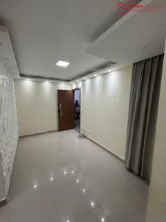 Apartamento á Venda com 2/4, no Cond. Solar da Praia.