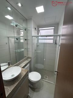 Apartamento á Venda com 2/4, no Cond. Solar da Praia.