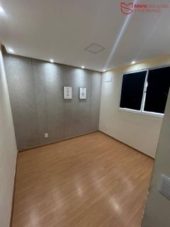 Apartamento á Venda com 2/4, no Cond. Solar da Praia.